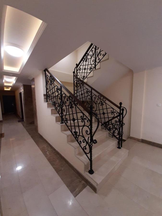 San Appartement Čačak Buitenkant foto