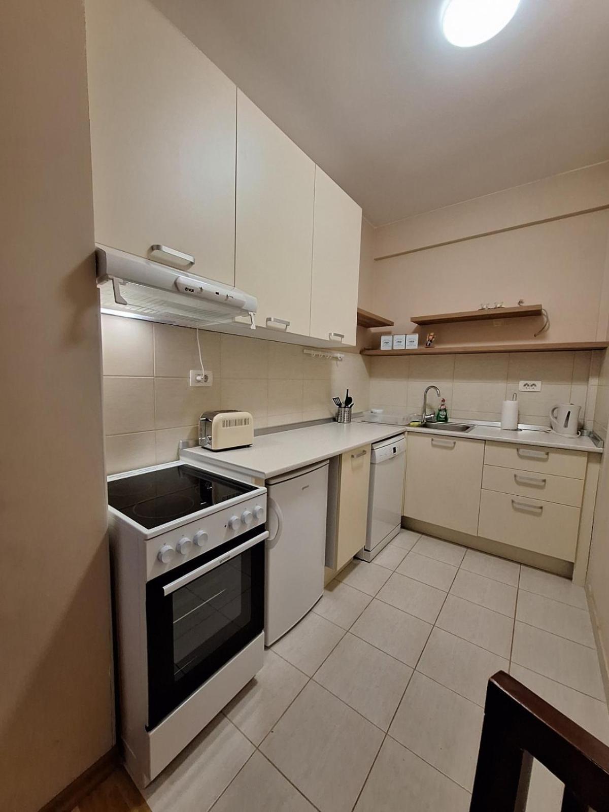 San Appartement Čačak Buitenkant foto