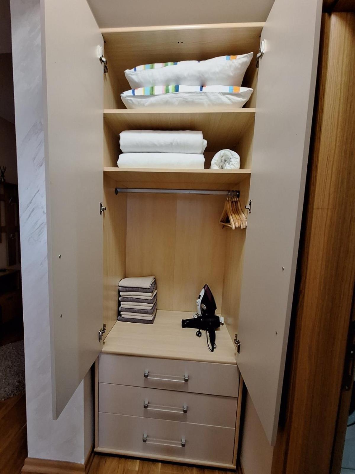San Appartement Čačak Buitenkant foto